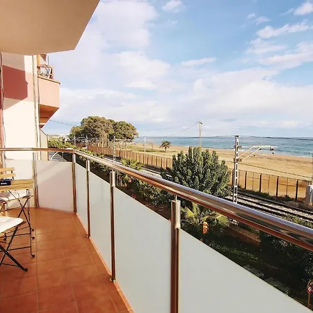 Apartment In With Kitchen Pineda de Mar